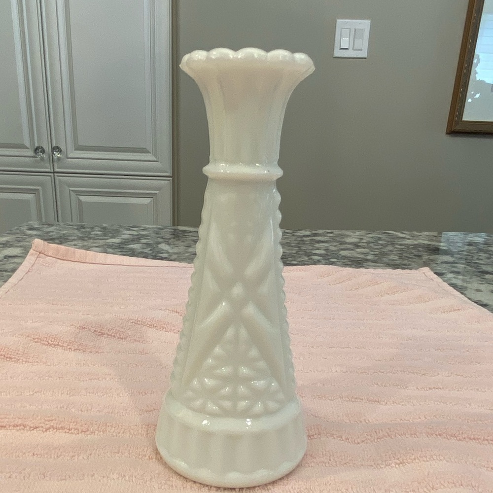 4 Milk Glass Bud Vases Flowers